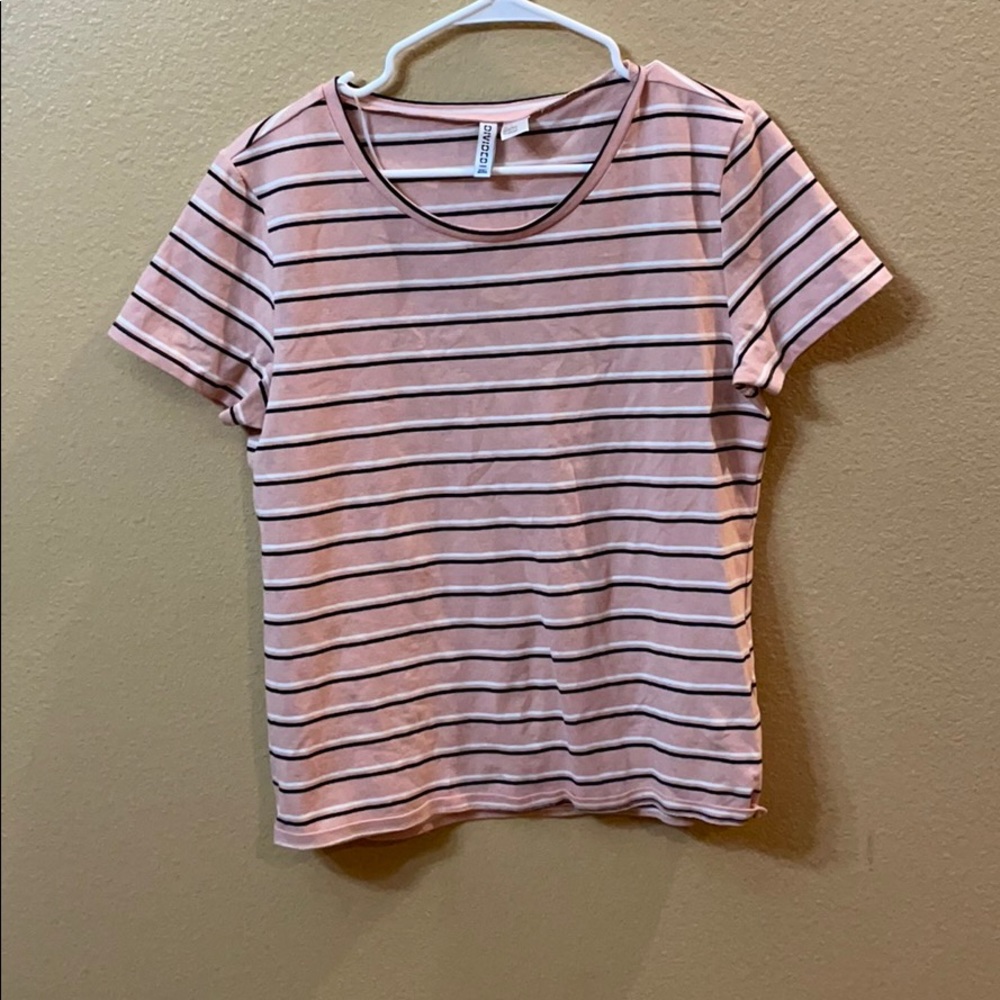 striped short sleeve t-shirt